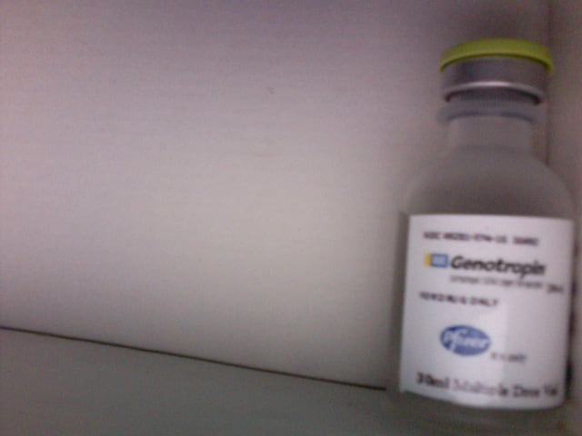 重组人生长激素(somatropin)的药品包装照片